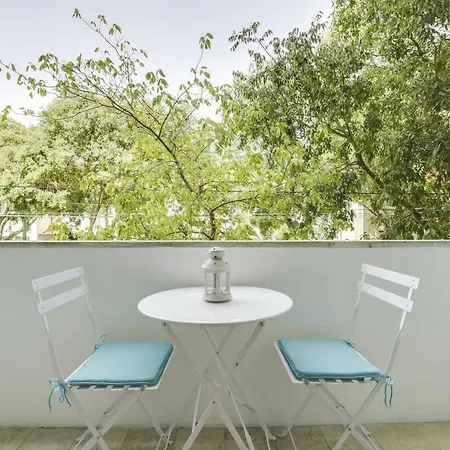 Cosy 3bed Flat, 5 Mins To Belem شقة