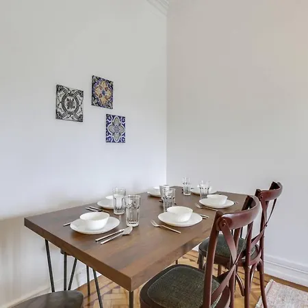 Cosy 3bed Flat, 5 Mins To Belem