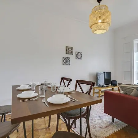 شقة Cosy 3bed Flat, 5 Mins To Belem
