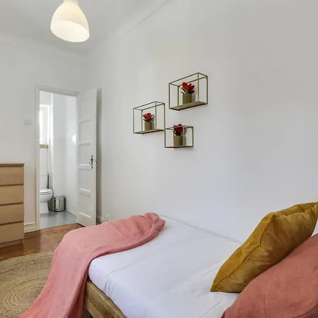 شقة Cosy 3bed Flat, 5 Mins To Belem