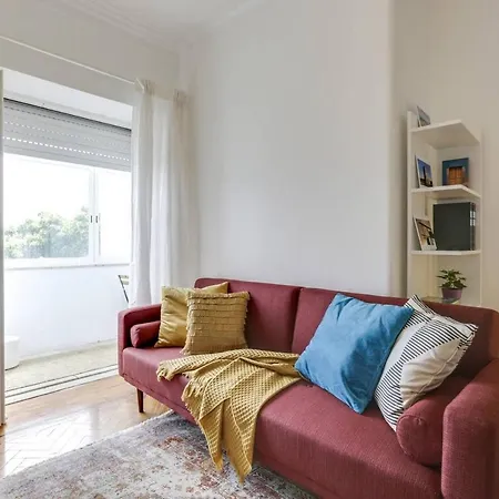 Cosy 3bed Flat, 5 Mins To Belem
